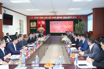 Bộ trưởng Bộ Công an Lào thăm quan Công ty Thanh Bình-BCA,  Khu Công nghiệp An ninh